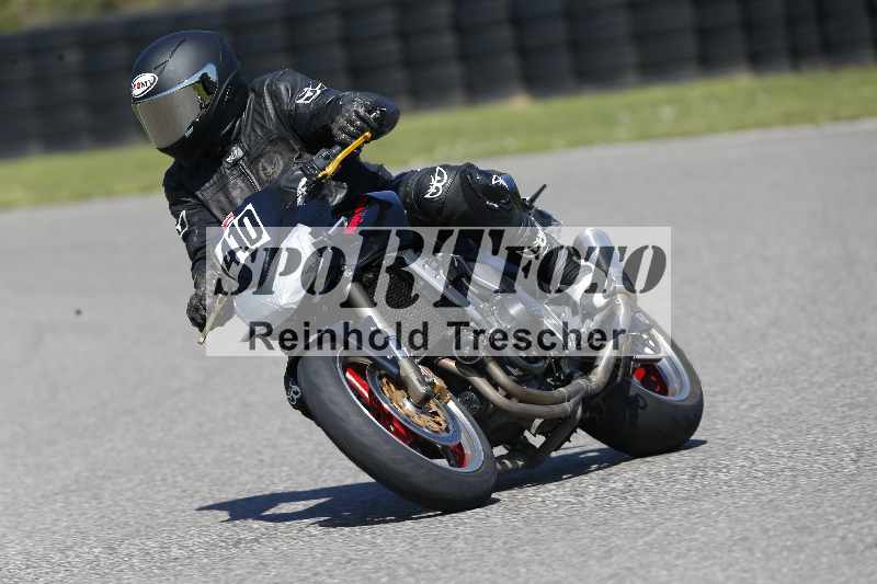 /43 08.08.2025 Discover the Bike ADR/Race 3 rot/410